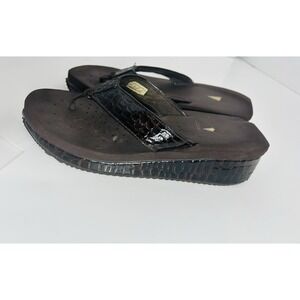 Volatile, Chocolate‎ Brown Women's Size 7, Wedge Thong Sandal, Y2K, Feet